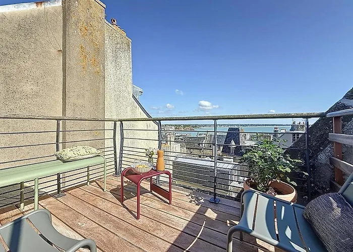 La Rose Du Roc - Maison 4 Niveaux, Terrasse Vue 펜션 *